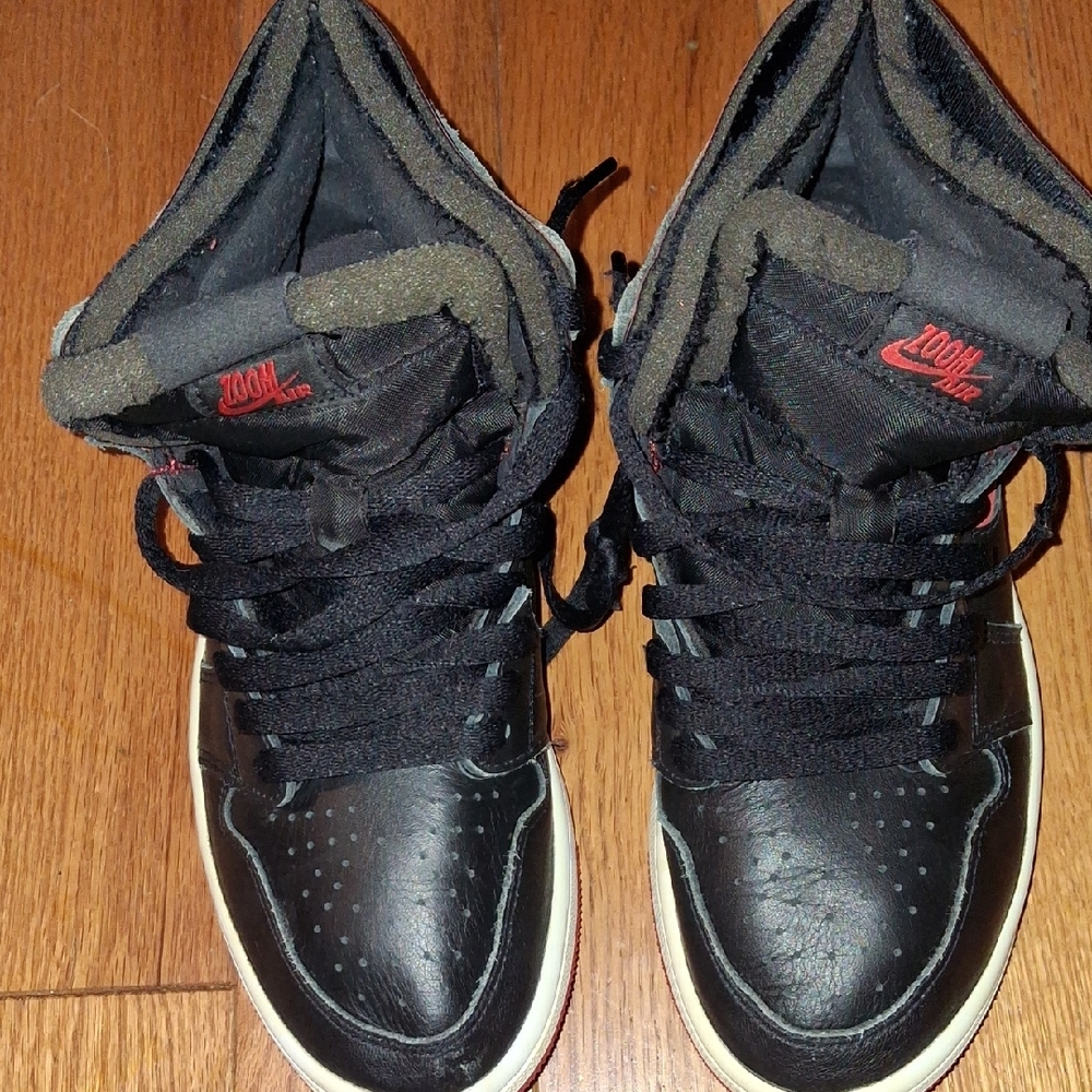 Air Jordan Shoes Black and Red